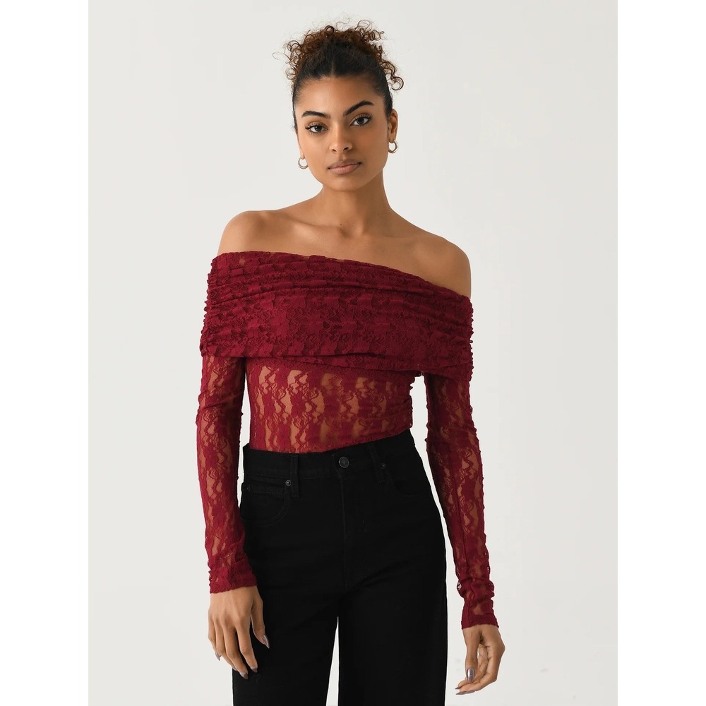 NWT ROTATE Ruby Red Lace Off Shoulder Ruched Neck Long Sleeve Top Medium / 6‎